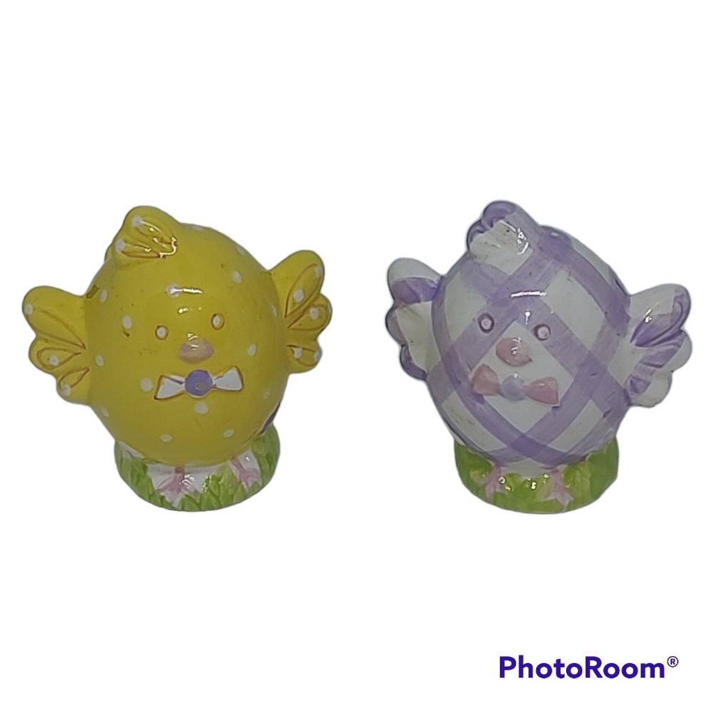 Easter Salt & Pepper Shakers Set Yellow Chick White Purple Chick Spring Chickens